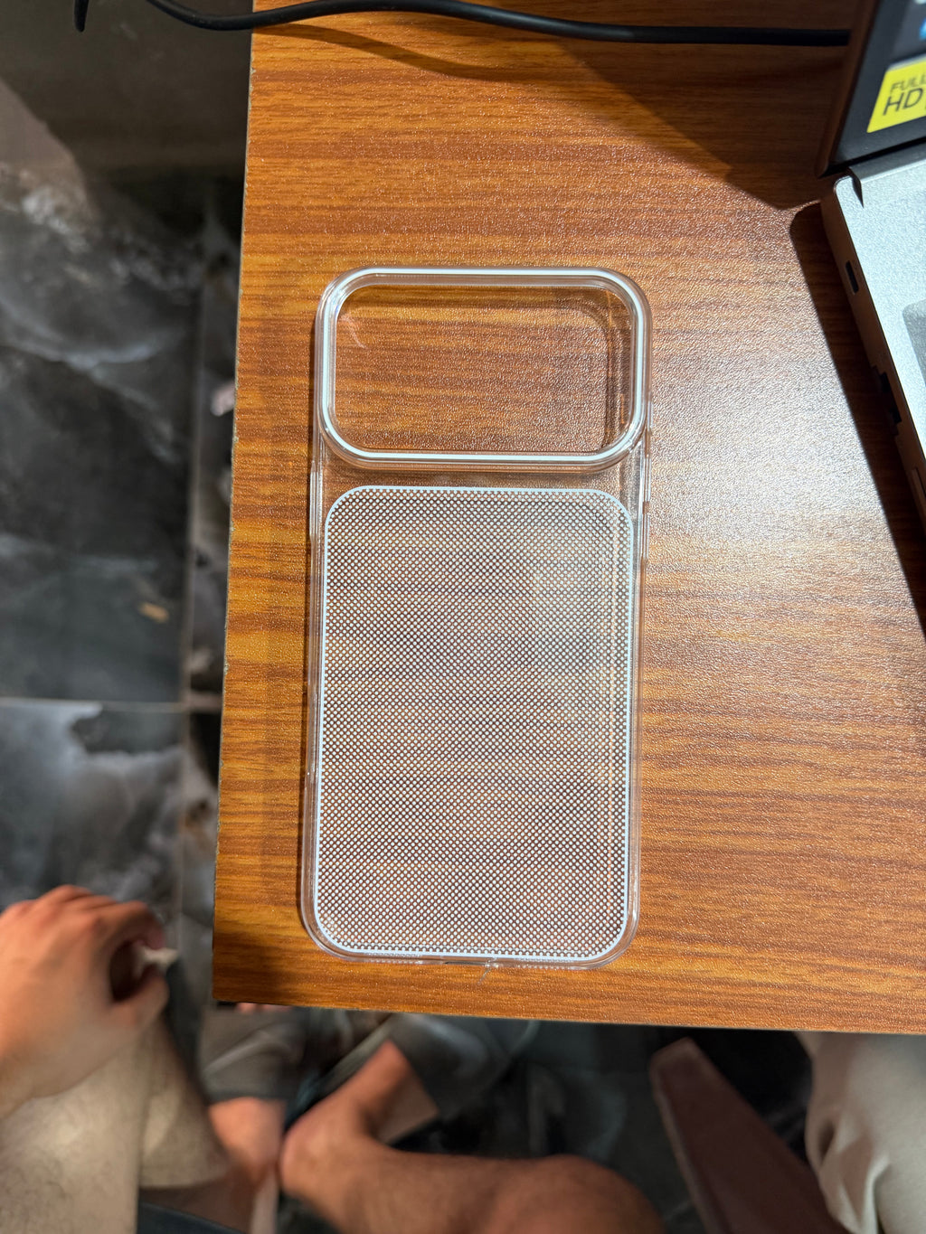 Premium Anti Yellow Case