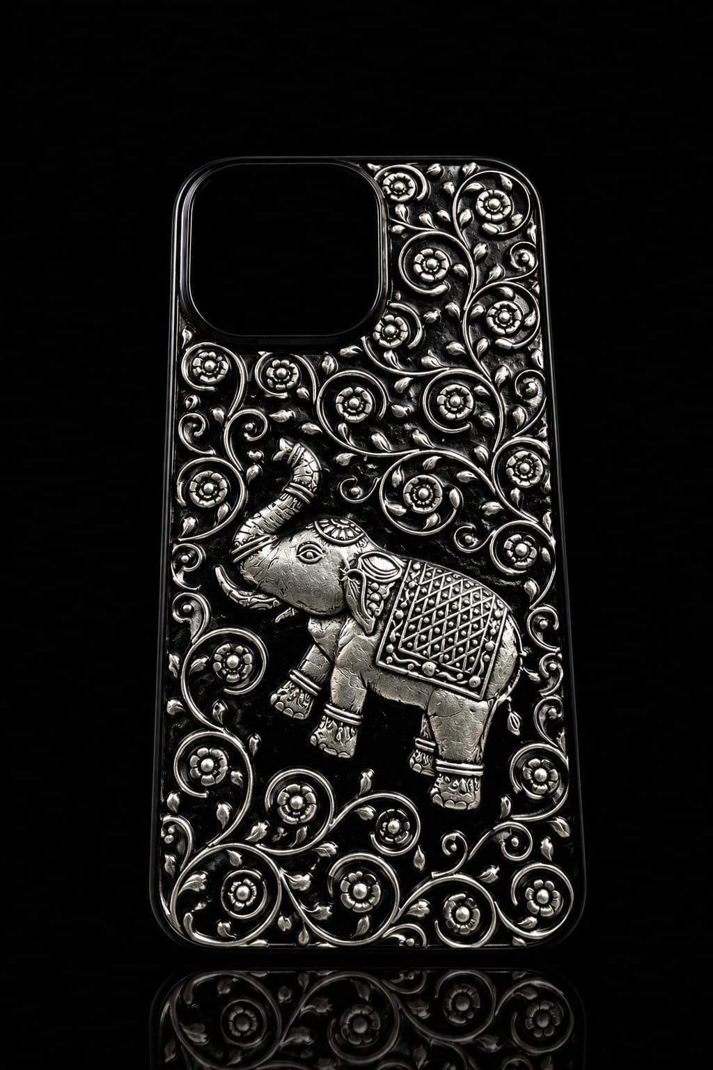 Royal Silver Elephant Case